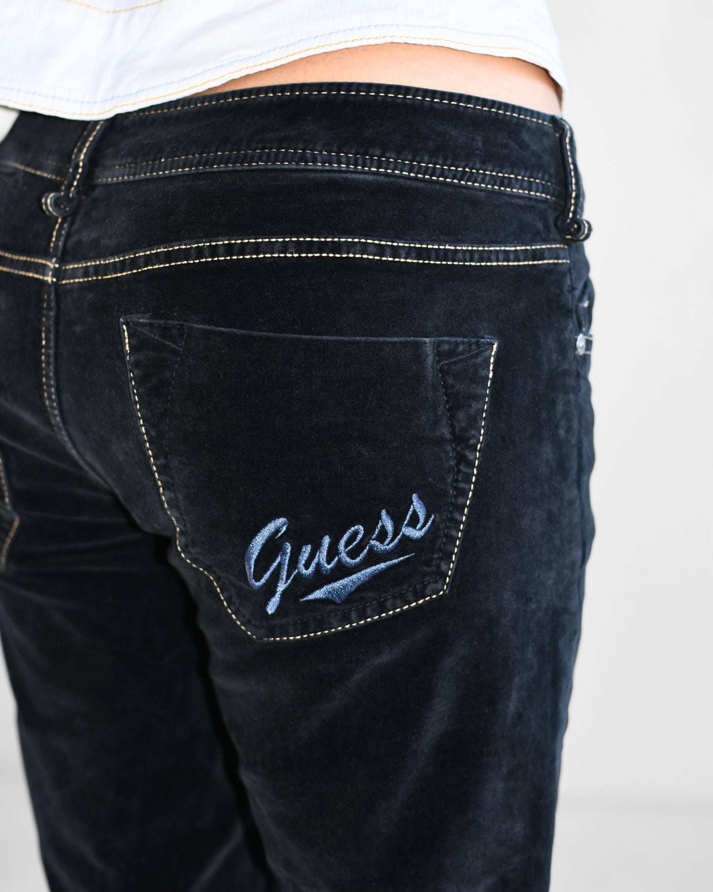 Guess Navy Velvet Capris